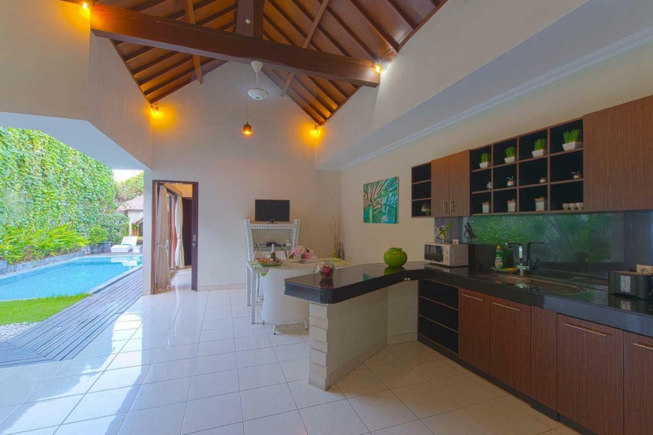 Villa Enjoy - Seminyak Center 外观 照片
