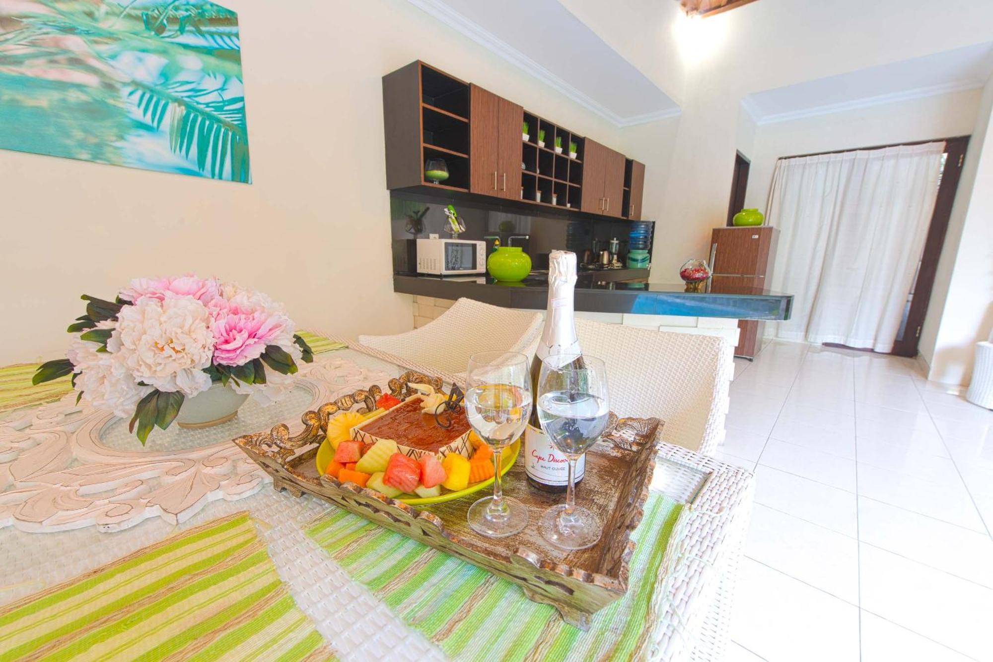 Villa Enjoy - Seminyak Center 外观 照片